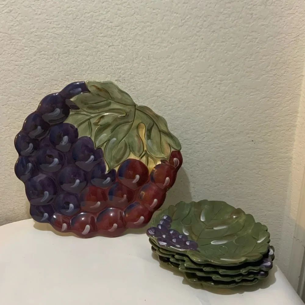 Noble Excellence MERITAGE EarthenwareβGrapes Scalloped 9" Leaf Dish & platter 14